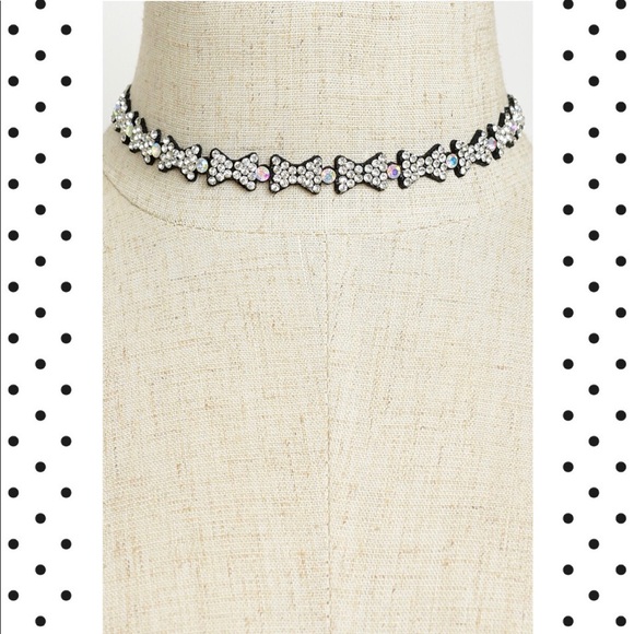 💃🏼Gorgeous Bow Choker💃🏼 - Picture 1 of 3
